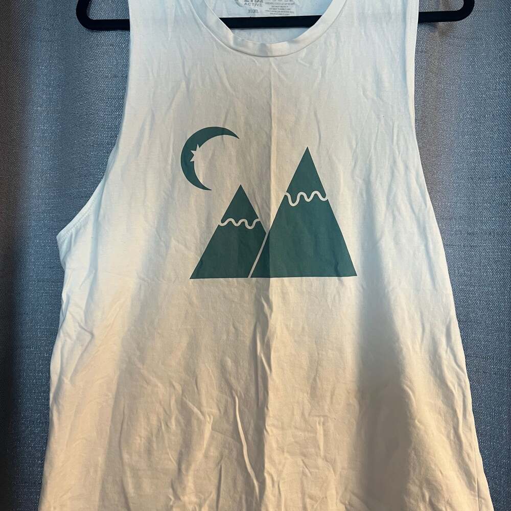 ZYIA Active White Mountain Moon Graphic Tank Top
